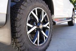 2019 Isuzu MU-X LS-T