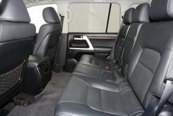 2021 Toyota Landcruiser VX