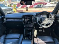 2020 Volvo XC40 T5 R-Design