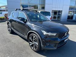 2020 Volvo XC40 T5 R-Design