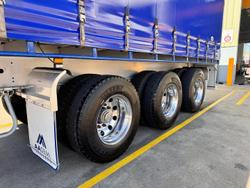 2022 Maxitrans St3 22 Pallet Sd Curtain Sider, R/T Rated