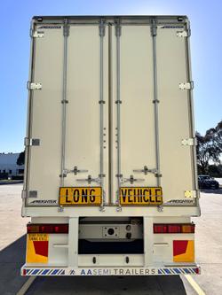 2022 Maxitrans
St3 22 Pallet Sd Curtain Sider, R/T Rated