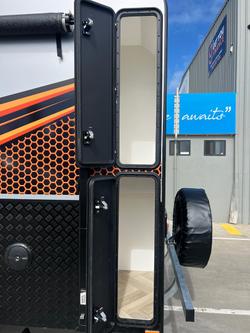 2025 Design RV Crx Semi Off Road Van 4+ 20'2''