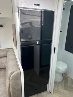 2025 Design RV Crx Semi Off Road Van 4+ 20'2''