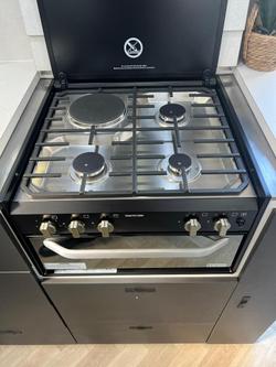 2025 Design RV Crx Semi Off Road Van 4+ 20'2''