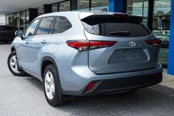 2023 Toyota Kluger GX