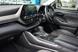 2022 Toyota Kluger GX