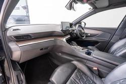 2022 Peugeot 5008 GT Sport