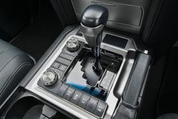 2018 Toyota Landcruiser VX VDJ200R 4X4 Dual Range Graphite