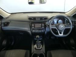 2020 Nissan
X-TRAIL ST