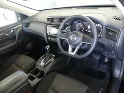 2020 Nissan
X-TRAIL ST