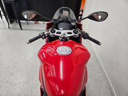 2023 DUCATI PANIGALE V2 Red