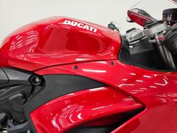 2023 DUCATI PANIGALE V2 Red
