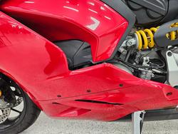 2023 DUCATI PANIGALE V2 Red
