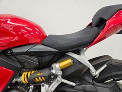 2023 DUCATI PANIGALE V2 Red