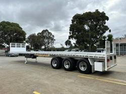 2015 CIMC
                13.7M 22 Pallet Semi,
