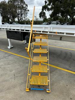 2015 CIMC
                13.7M 22 Pallet Semi,