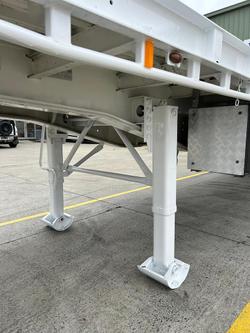 2015 CIMC
                13.7M 22 Pallet Semi,