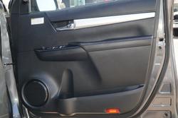 2018 Toyota Hilux SR5