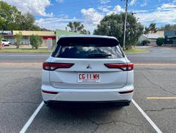 2024 Mitsubishi Outlander Black Edition