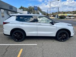 2024 Mitsubishi Outlander Black Edition