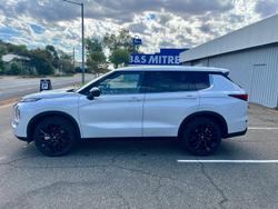 2024 Mitsubishi Outlander Black Edition