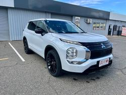 2024 Mitsubishi Outlander Black Edition