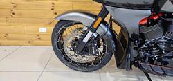2025 Harley-davidson FLTRXSE CVO ROAD GLIDE (121) RAVEN FADE