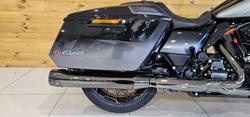 2025 Harley-davidson FLTRXSE CVO ROAD GLIDE (121) RAVEN FADE