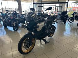 2025 BMW R 1300 GS Adventure Option 719 R 1300 Green