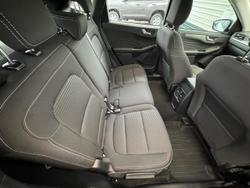2022 Ford
Escape