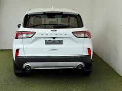 2022 Ford
Escape