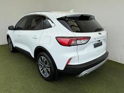 2022 Ford
Escape