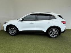 2022 Ford
Escape