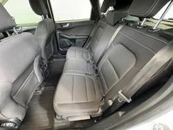 2022 Ford
Escape