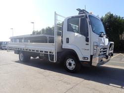 2023 ISUZU FRR 110-240 WHITE