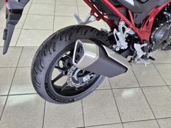 2025 Honda CB750 Hornet CB White