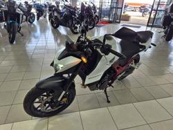 2025 Honda CB750 Hornet CB White