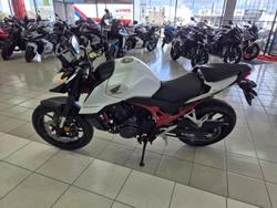 2025 Honda CB750 Hornet CB White