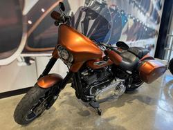 2020 Harley-Davidson Sport Glide 107 (FLSB) Softail Orange