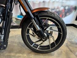 2020 Harley-Davidson Sport Glide 107 (FLSB) Softail Orange