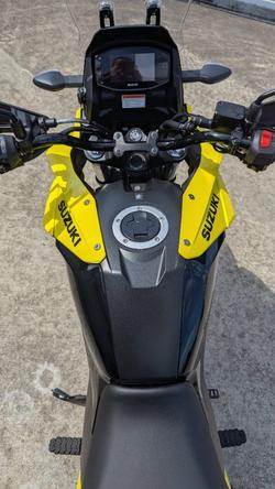 2025 Suzuki V-STROM 250SX (DS250RL) Yellow