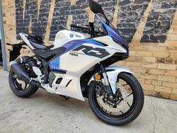 2025 YAMAHA YZF-R3 ROAD WHITE