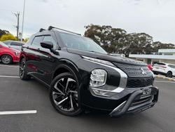 2022 Mitsubishi Outlander Exceed Tourer