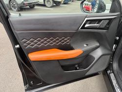 2022 Mitsubishi
                Outlander Exceed Tourer