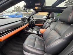 2022 Mitsubishi
                Outlander Exceed Tourer