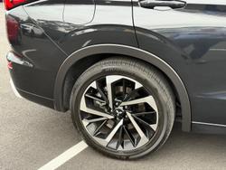 2022 Mitsubishi
                Outlander Exceed Tourer