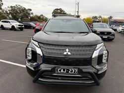 2022 Mitsubishi
                Outlander Exceed Tourer