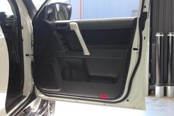 2023 Toyota Landcruiser Prado GX GDJ150R 4X4 Dual Range Glacier White