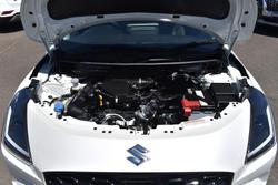 2024 Suzuki Swift Hybrid UZ Pure White
